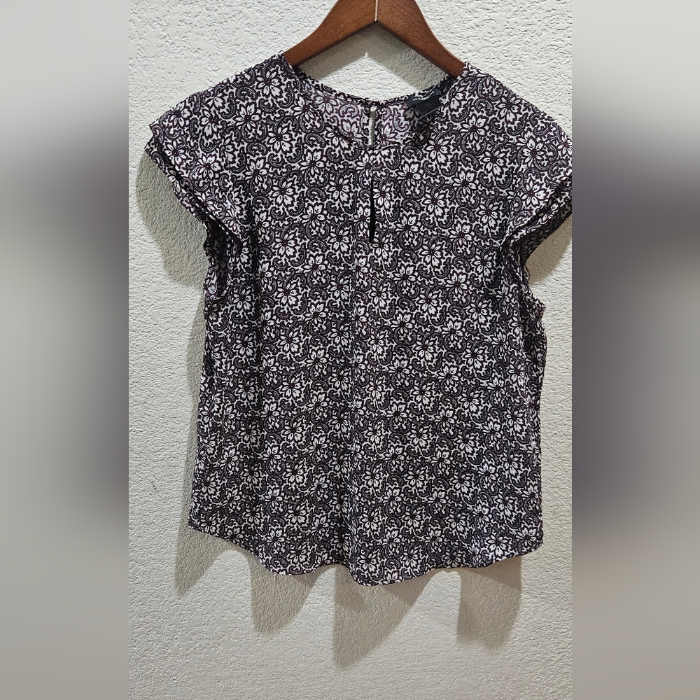 Ann Taylor Black and White Relaxed Blouse with Polo Collar